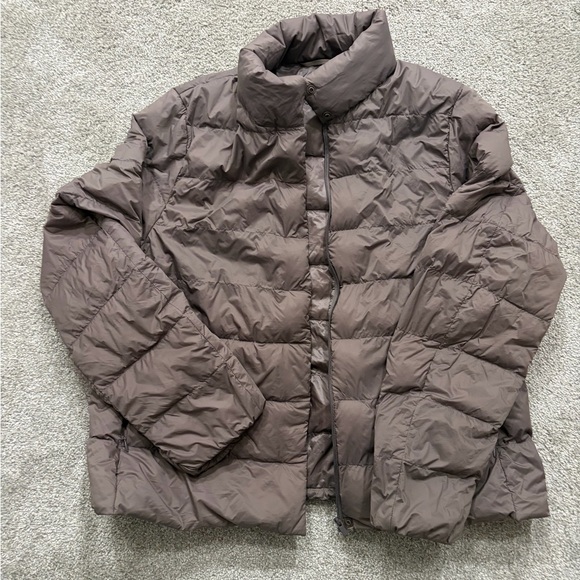 Uniqlo Jackets & Blazers - Uniqlo Ultra Light Down Jacket